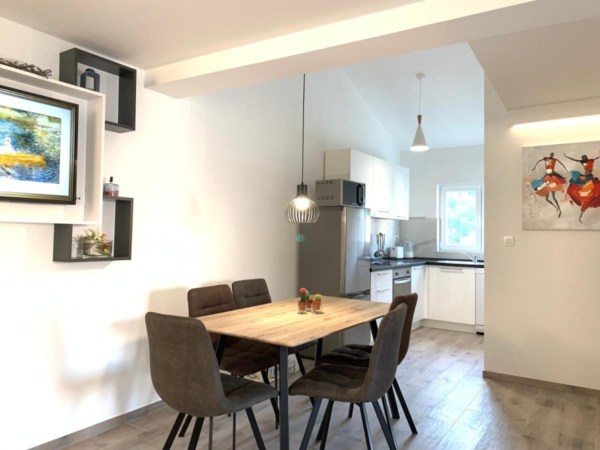 Sunrise Luxury Apartments - U2Adria Дуги Рат Екстериор снимка